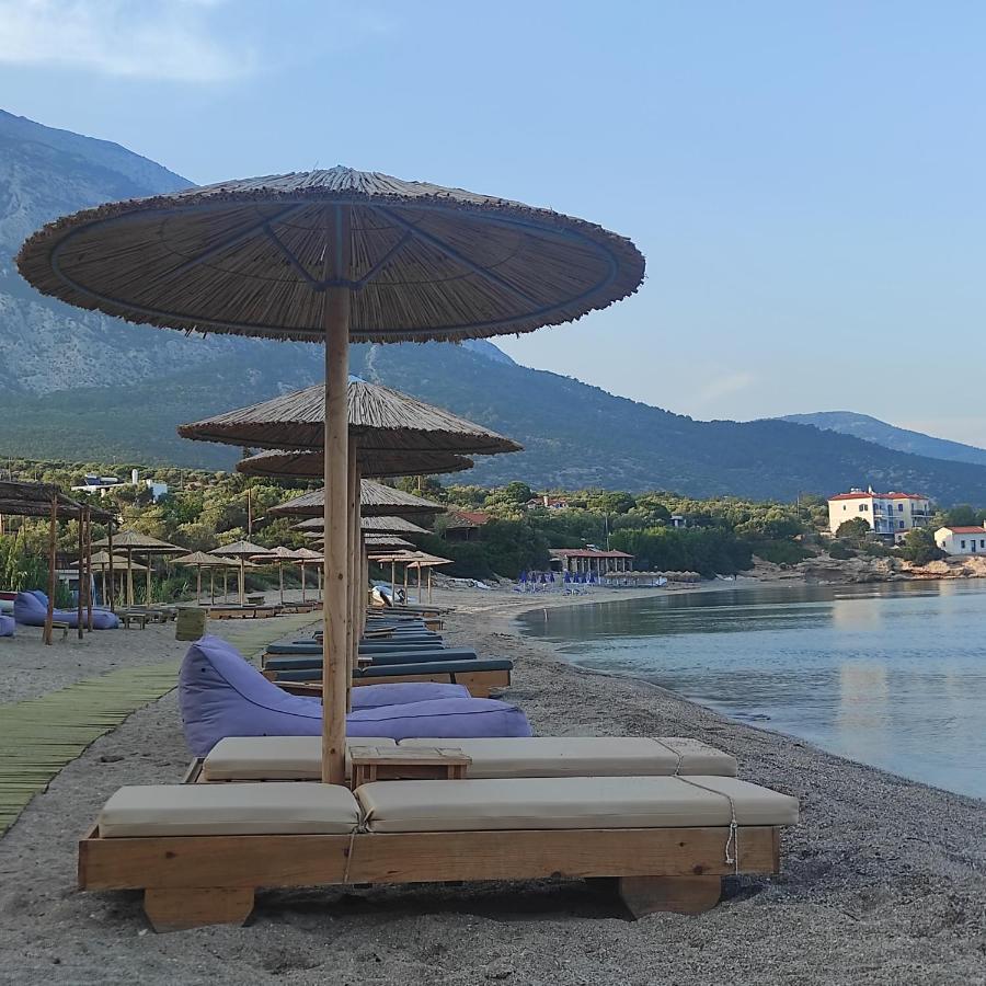 Nereides Seaside Apartments Marathokampos Exterior photo