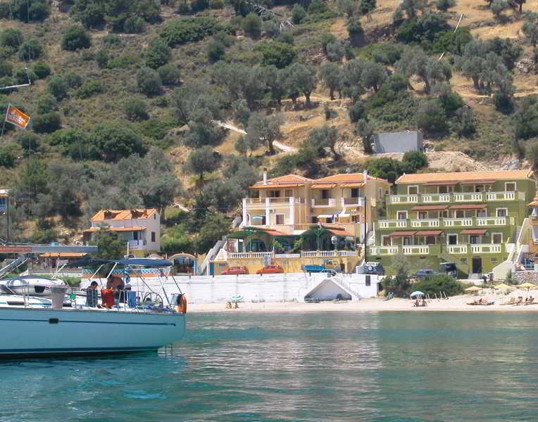 Nereides Seaside Apartments Marathokampos Exterior photo