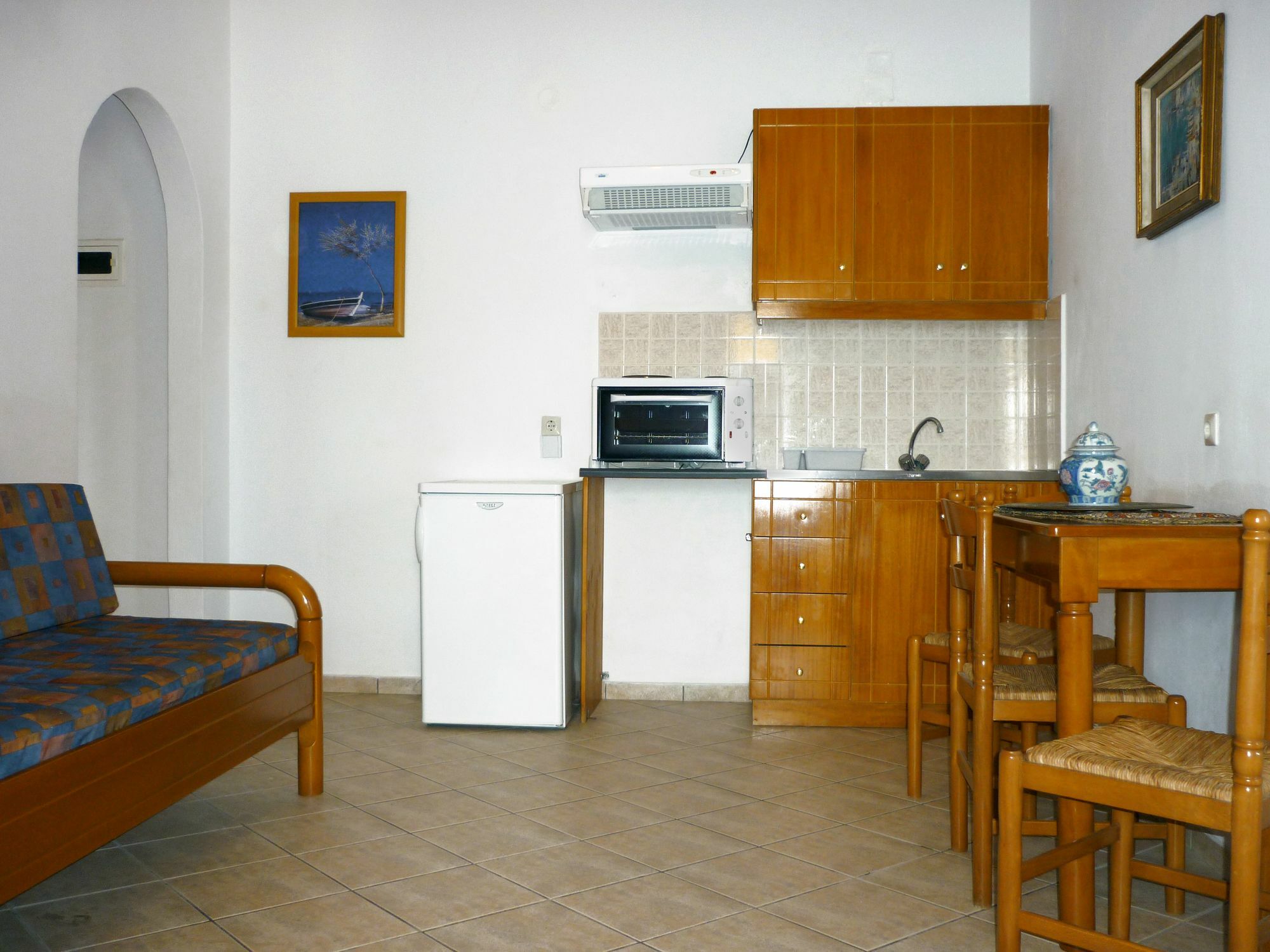 Nereides Seaside Apartments Marathokampos Exterior photo